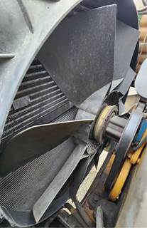 Caterpillar C13 Fan for a 2007 International 8600