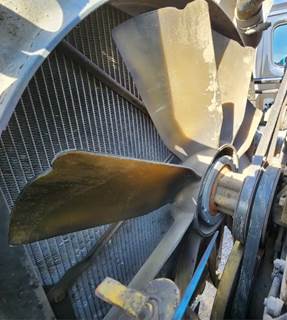 Caterpillar C15 Fan for a 2007 Freightliner ST120