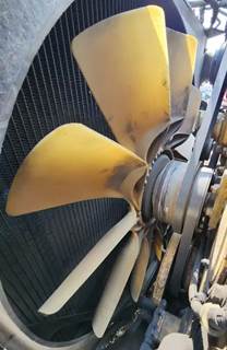 Caterpillar C15 Fan for a 2007 Peterbilt 387