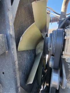 Cummins ISM Fan for a 2006 Peterbilt 357