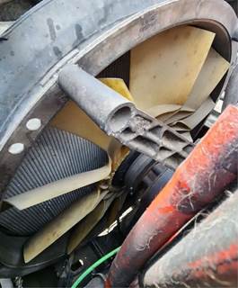 Cummins ISX Fan for a 2005 Volvo VNL