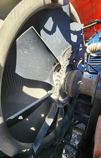 Cummins ISX Fan for a 2012 Peterbilt 367