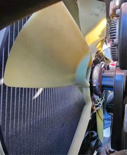 Detroit DD13 Fan for a 2018 Freightliner Cascadia 126