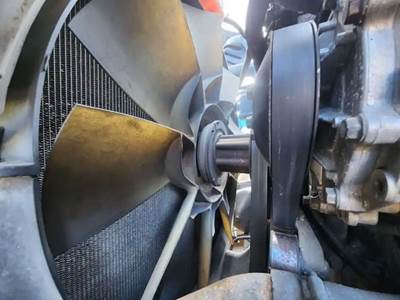 Detroit DD15 Fan for a 2011 Freightliner Cascadia 125