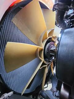 Detroit DD15 Fan for a 2014 Freightliner Cascadia 125