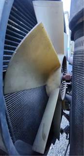 International DT466 Fan for a 2004 International 4300