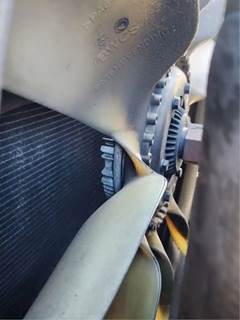 International DT466 Fan for a 2006 International 4300