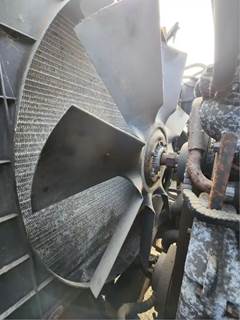 International DT466 Fan for a 2009 International 7400