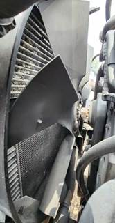 International DT466 Fan for a 2009 International 4400