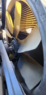 International DT466 Fan for a 2005 International 4400