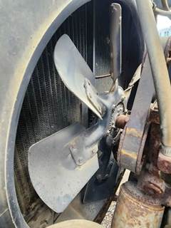 International T444 Fan for a 1997 International 4700