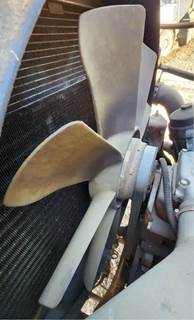Mercedes-Benz OM460LA Fan for a 2004 Sterling L9500