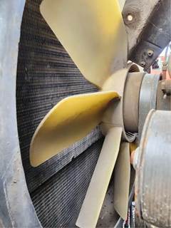 Mercedes-Benz OM460LA Fan for a 2004 Sterling A9500