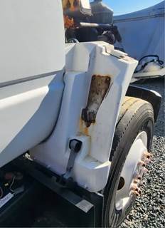 Chevrolet C7500 Right Fender Extension