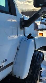 Chevrolet C7500 Right Fender Extension