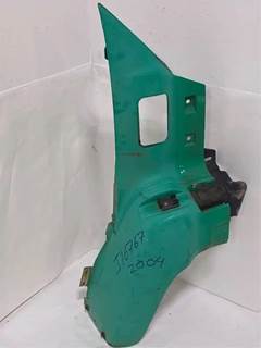 Chevrolet C7500 Right Fender Extension