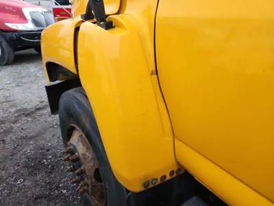 Chevrolet C8500 Left Fender Extension