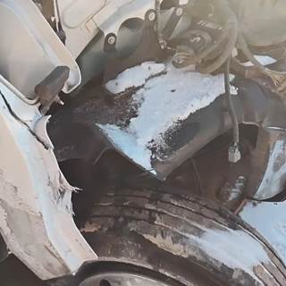 Ford F-650 Right Fender Extension