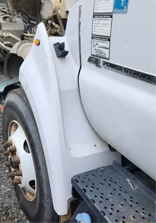 Ford F-750 Left Fender Extension