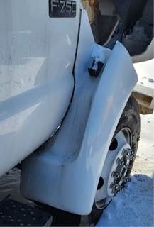 Ford F-750 Right Fender Extension
