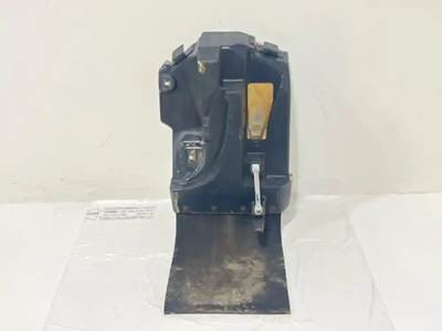 Ford F-800 Right Fender Extension for a 1998 Ford F800