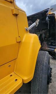 Ford LN8000 Fender Extension