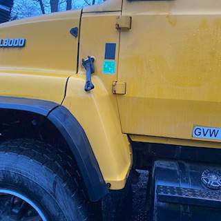 Ford LNT8000 Left Fender Extension