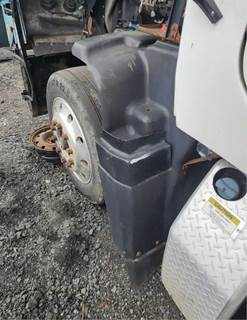 Freightliner 114SD Left Fender Extension