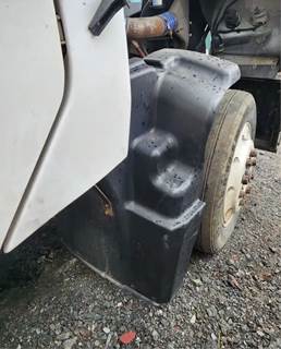 Freightliner 114SD Right Fender Extension