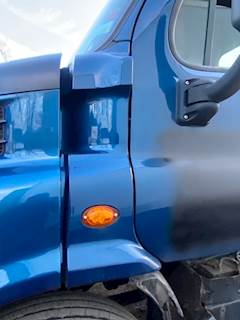 Freightliner Cascadia 113 Left Fender Extension