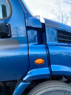 Freightliner Cascadia 113 Right Fender Extension