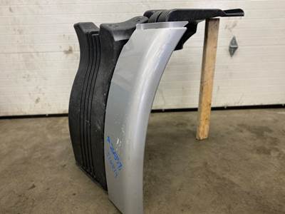Freightliner Cascadia 113 Right Fender Extension