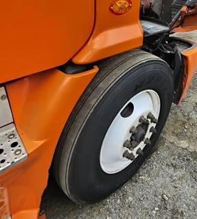 Freightliner Cascadia 113 Right Fender Extension