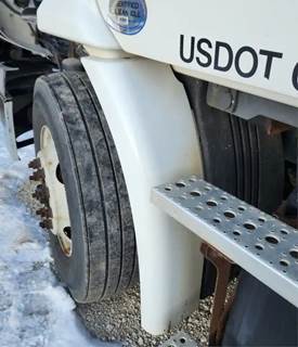 Freightliner Cascadia 113 Left Fender Extension