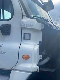 Freightliner Cascadia 125 Right Fender Extension