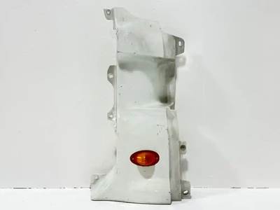 Freightliner Cascadia 125 Right Fender Extension