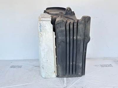 Freightliner Cascadia 125 Left Fender Extension