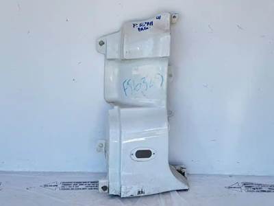 Freightliner Cascadia 125 Left Fender Extension