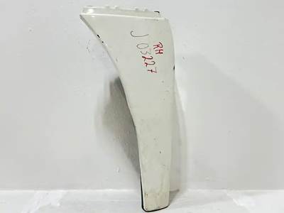 Freightliner Cascadia 125 Left Fender Extension