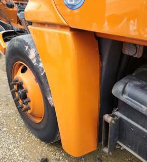 Freightliner Cascadia 125 Left Fender Extension