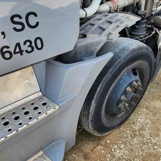 Freightliner Cascadia 126 Right Fender Extension