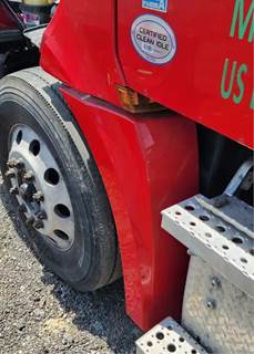 Freightliner Cascadia 126 Left Fender Extension