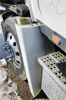 Freightliner Columbia 112 Left Fender Extension