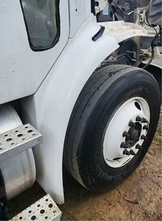Freightliner M2 112 Right Fender Extension for a 2007 Freightliner M2 112 Medium Duty