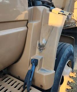 GMC C7500 Right Fender Extension