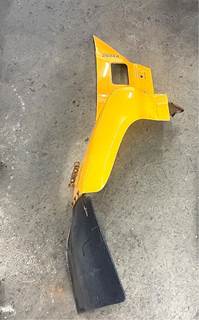 GMC C8500 Right Fender Extension