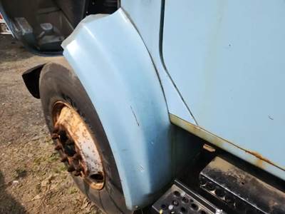 International 4900 Left Fender Extension