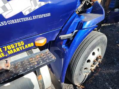 International 8600 Right Fender Extension