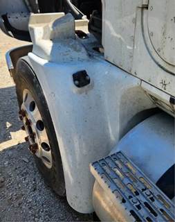 International 9400i Left Fender Extension