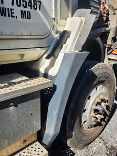 International CT660 Right Fender Extension